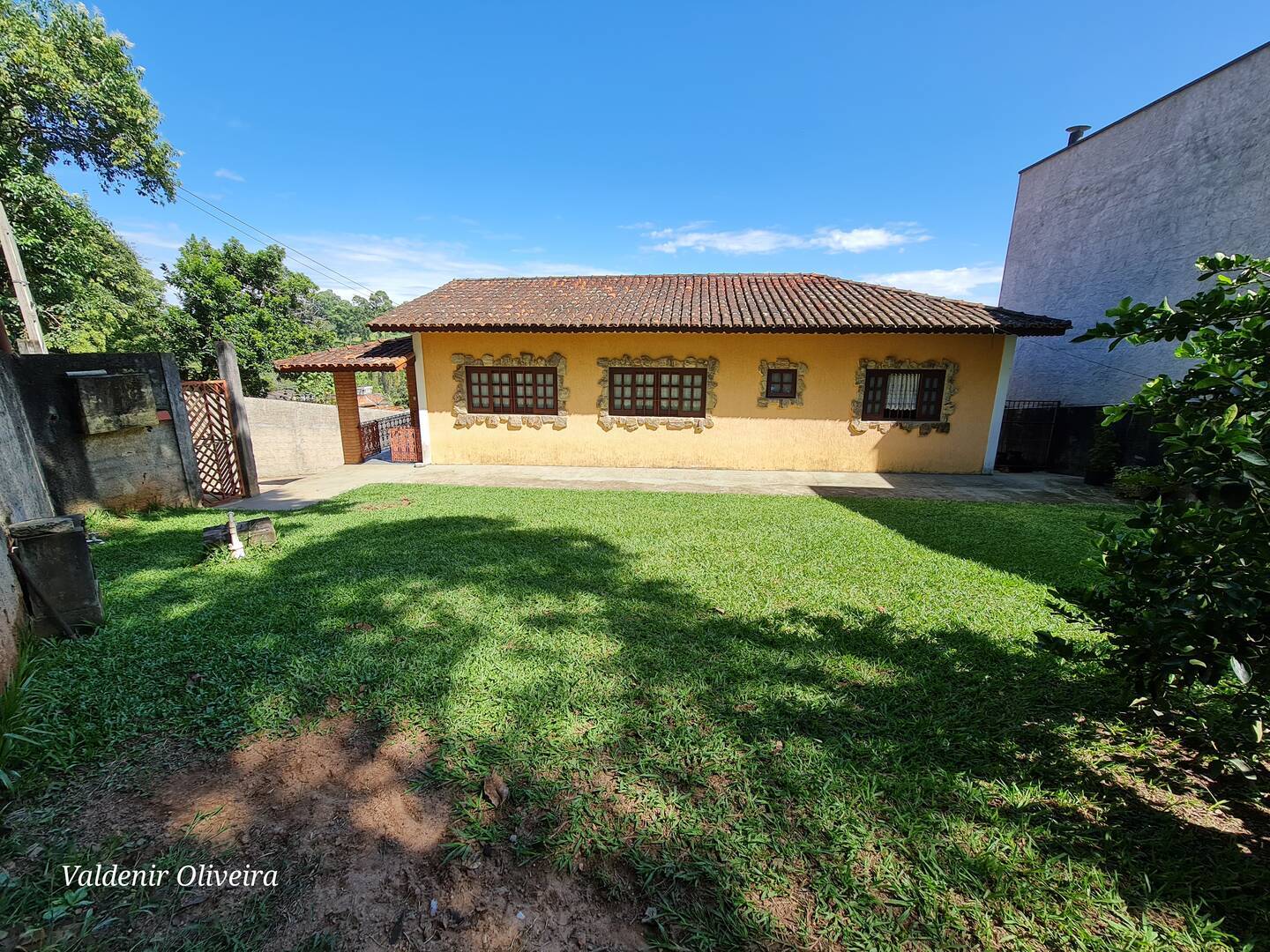 Chácara à venda com 3 quartos, 234m² - Foto 3