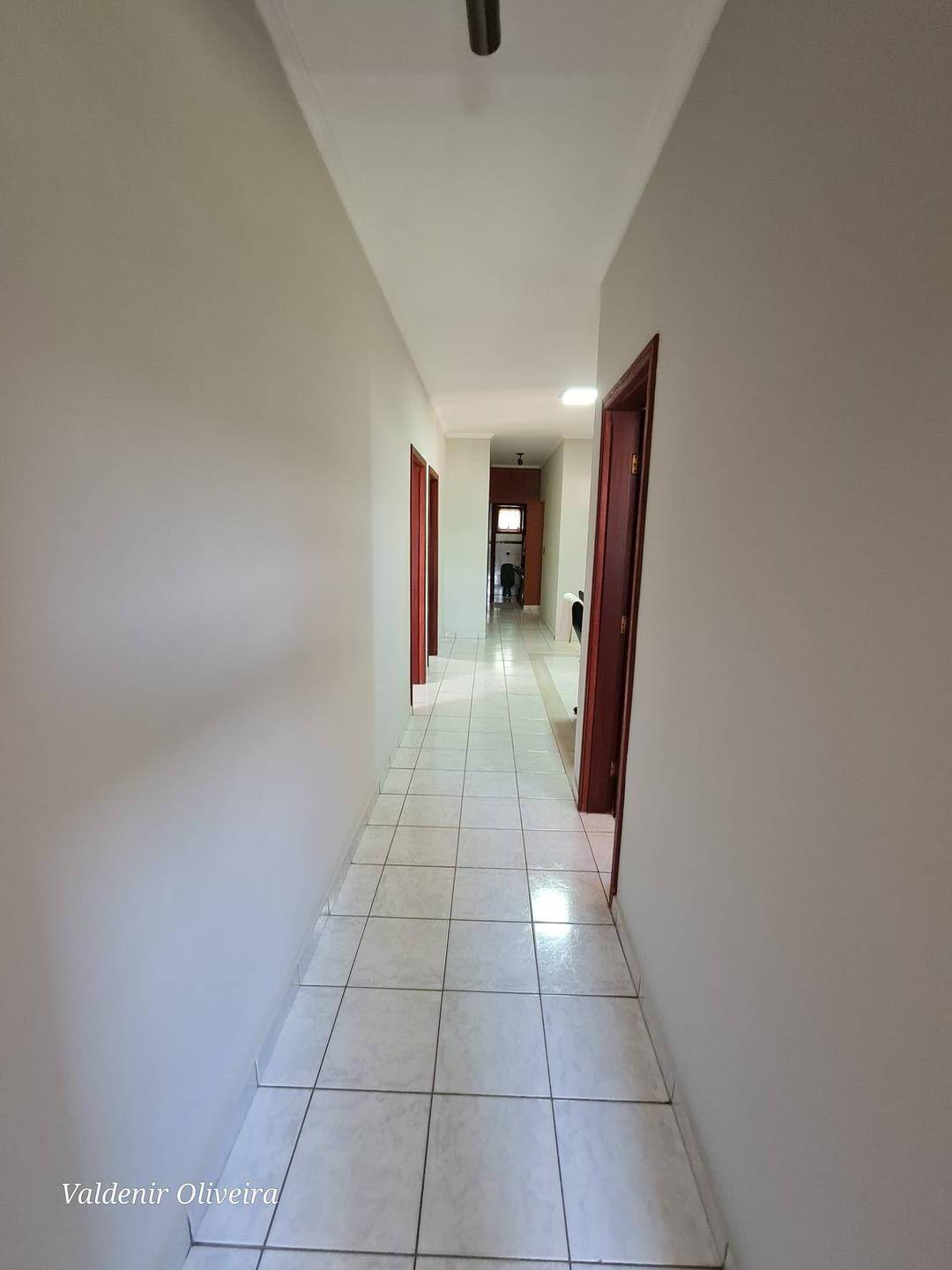 Chácara à venda com 3 quartos, 234m² - Foto 22