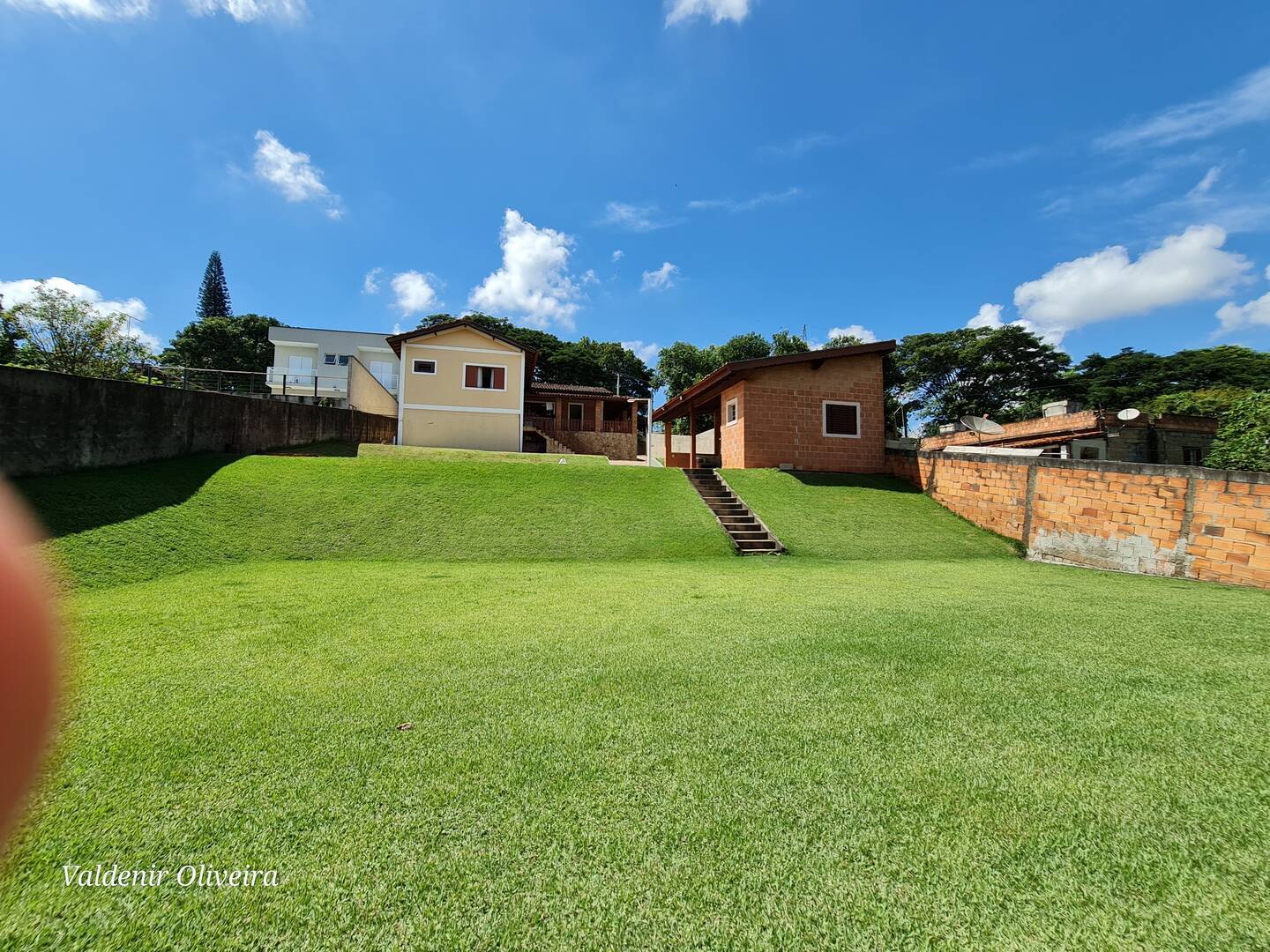 Chácara à venda com 3 quartos, 234m² - Foto 1