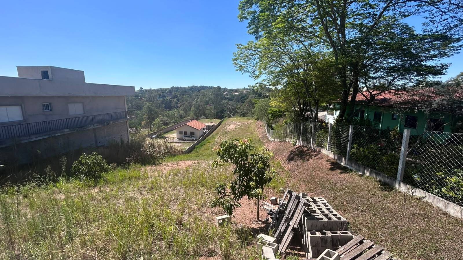 Terreno, 2228 m² - Foto 2