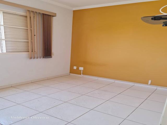 #208 - Apartamento para Venda em Valinhos - SP - 2