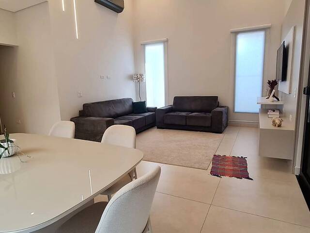 Casa para Venda em Louveira - 4