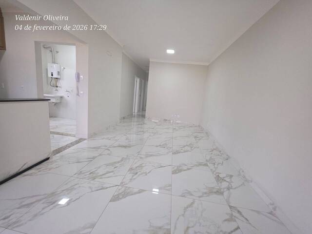 #240 - Casa para Locação em Louveira - SP