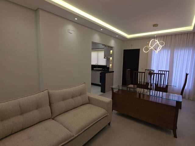 #242 - Casa para Venda em Louveira - SP