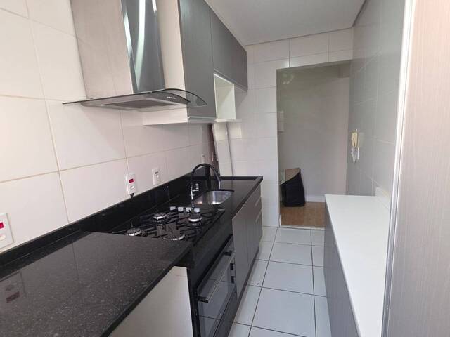 #243 - Apartamento para Venda em Louveira - SP