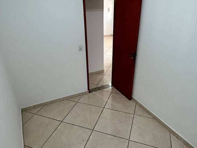 #260 - Casa para Locação em Louveira - SP - 2