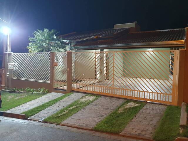 Casa para Locação em Louveira - 2
