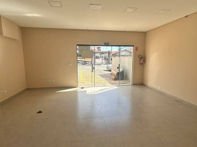 #266 - Sala para Locação em Louveira - SP