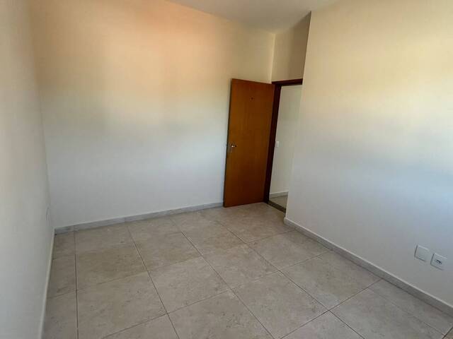 Apartamento para Locação em Louveira - 4