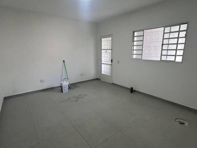 #279 - Casa para Locação em Louveira - SP - 2